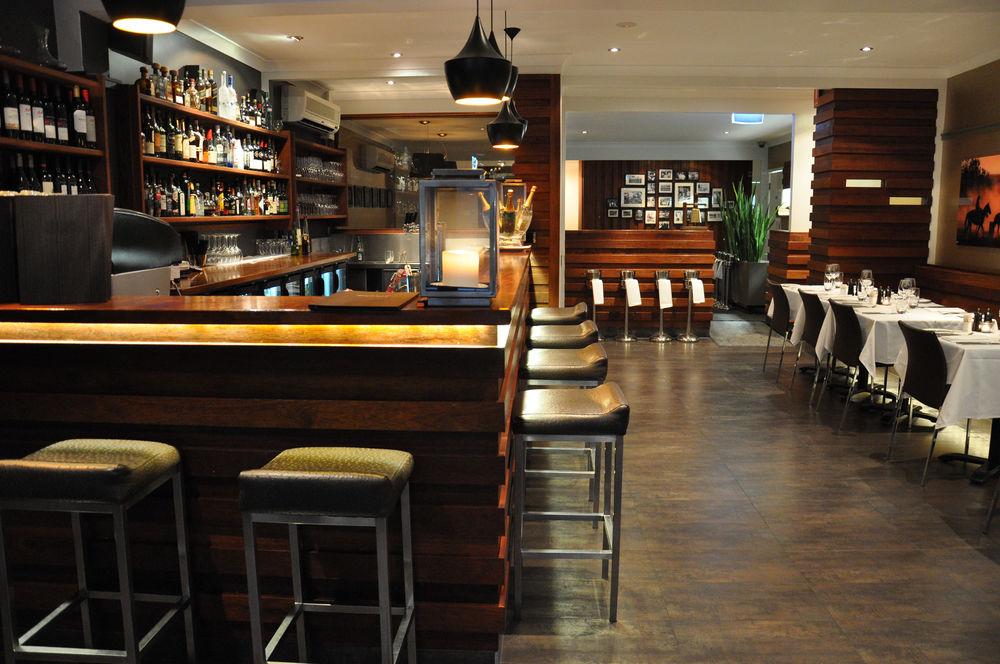 The Beetson Hotel Brisbane Kültér fotó Interior of the restaurant
