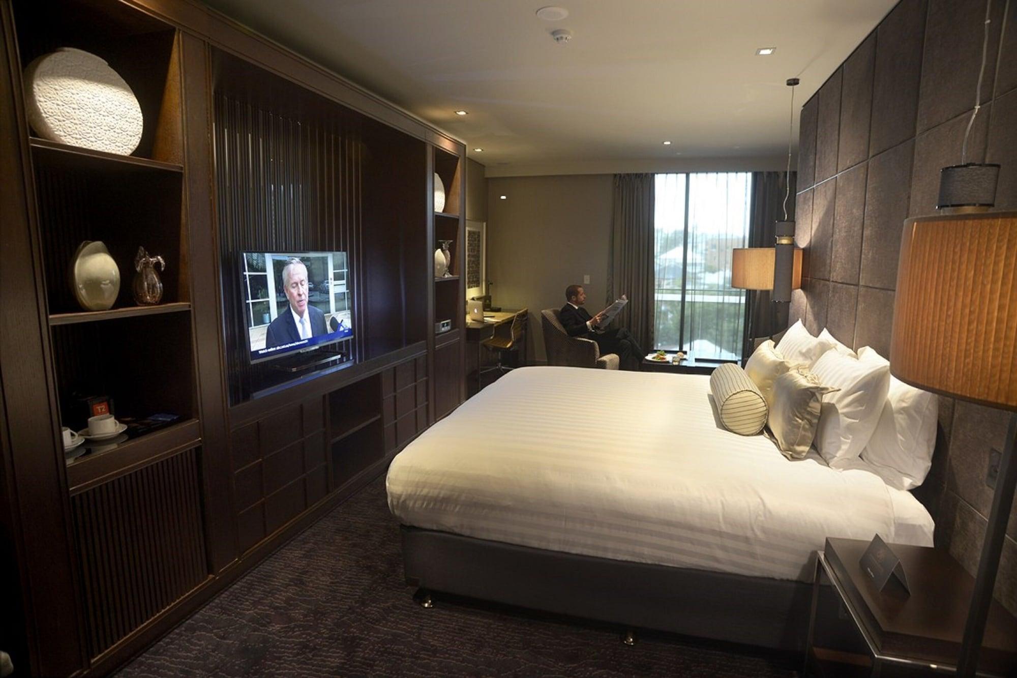 The Beetson Hotel Brisbane Kültér fotó A room at the hotel