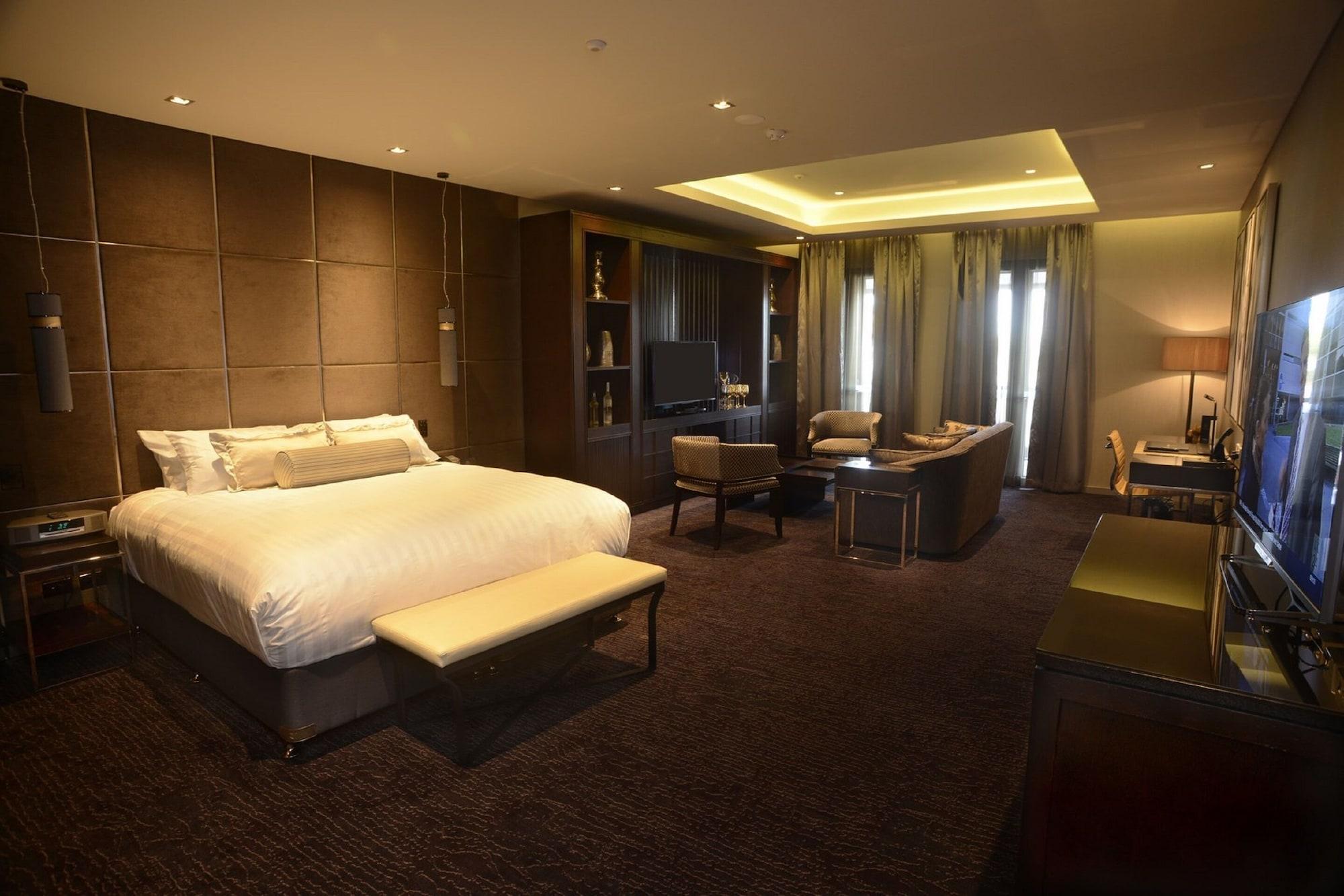 The Beetson Hotel Brisbane Kültér fotó A suite at the hotel